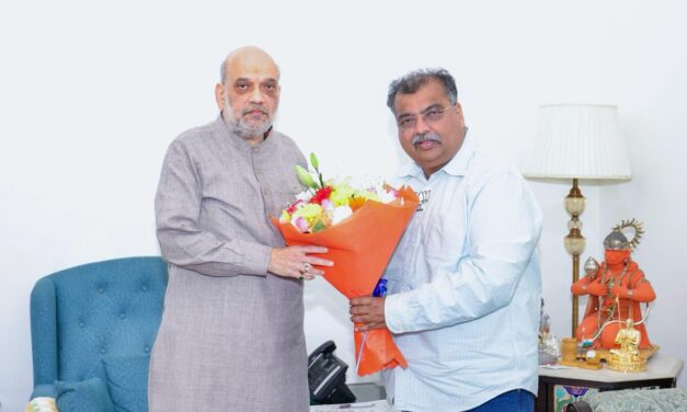 भाजप प्रदेशाध्यक्ष रविंद्र चव्हाण यांची मध्यरात्री दिल्लीमध्ये अमित शाहांशी महत्त्वपूर्ण बैठक