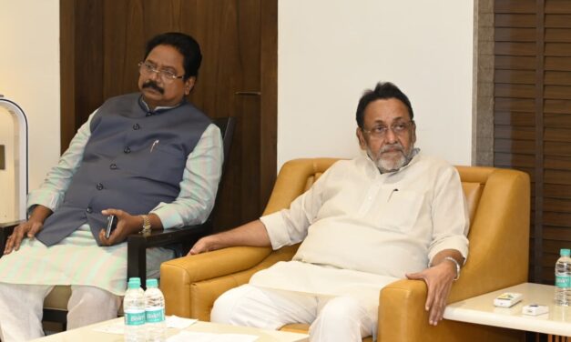 मुंबईत राष्ट्रवादी काँग्रेसची निवडणूक व्यवस्थापन बैठक नवाब मलिक यांच्या नेतृत्वाखाली सुरू