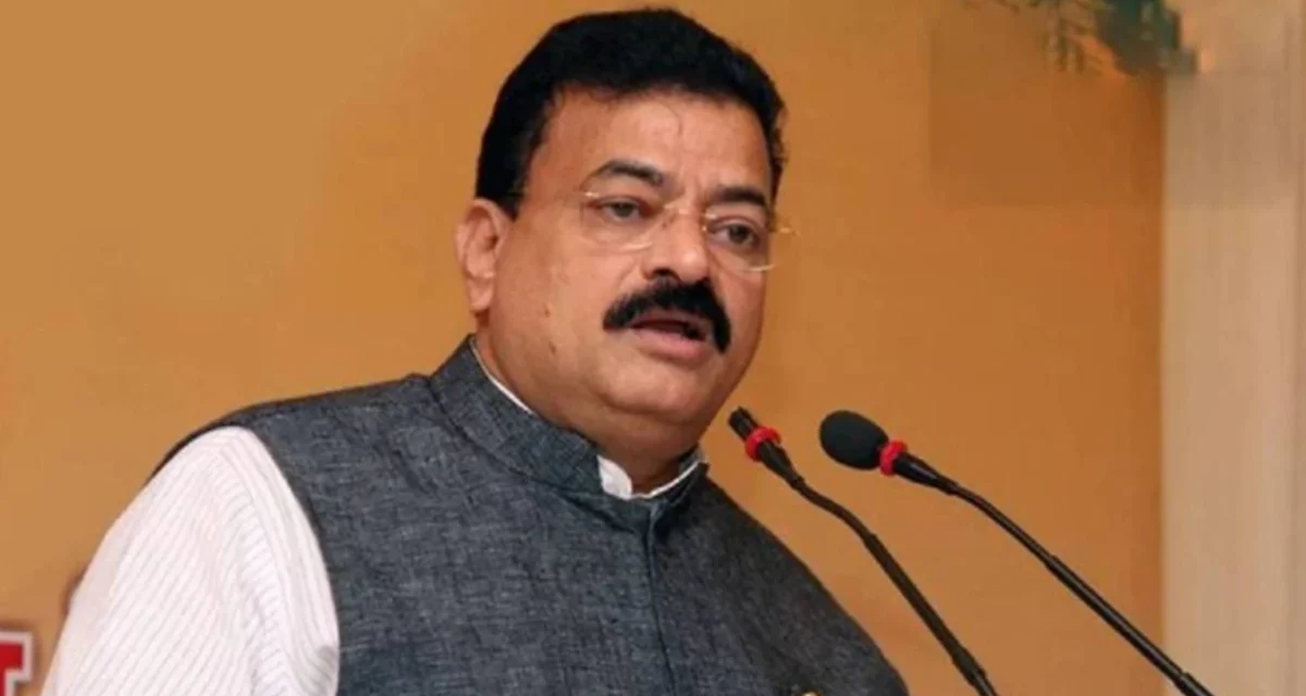 माझ्या अपॉइंटमेंटसाठी तासन् तास बसणारे फडणवीसआता साधा निधीही देत नाहीत: आ. भास्कर जाधव गरजले