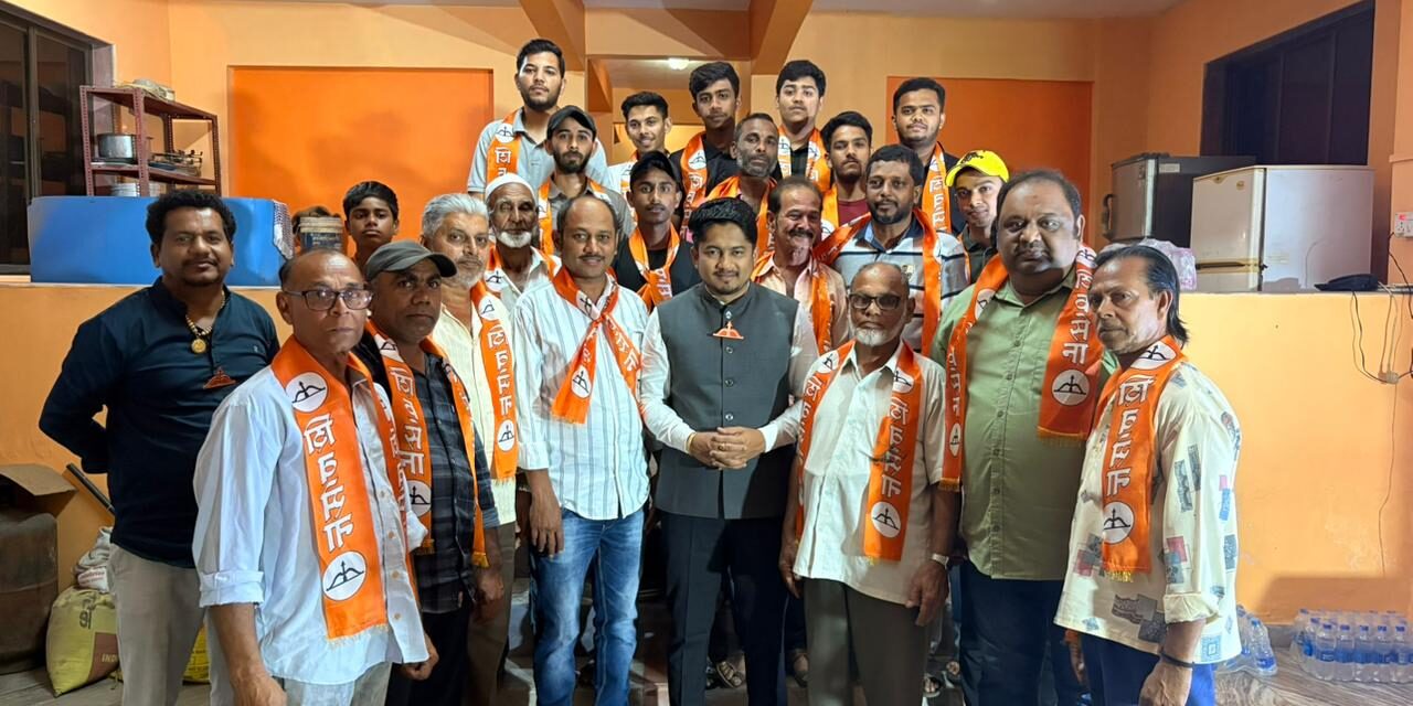 आगरदांडा येथील मुस्लिम समाजाचा शिवसेनेत प्रवेश.