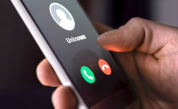 फसव्या मोबाईल कॉलमुळे नागरिक हैराण..