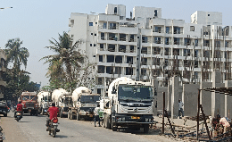 उरण शहरात पुनर्विकास कामांमुळे वाहतूक कोंडी