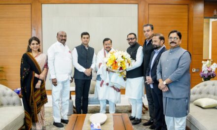 शिवसेनेच्या खासदारांनी घेतली भाजपा राष्ट्रीय अध्यक्ष नितिन नवीन यांची भेट