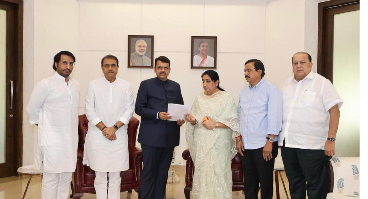 दादांच्या विमान अपघाताची सीबीआयमार्फत चौकशी करा;राष्ट्रवादी काँग्रेसची मुख्यमंत्री देवेंद्र फडणवीस यांच्याकडे निवेदनाद्वारे मागणी…