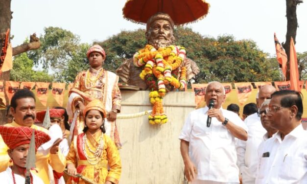 अश्वारूढ पुतळ्यासाठी सिडको व आमदारांच्या घरावर मोर्चा काढणार : रामशेठ ठाकूर
