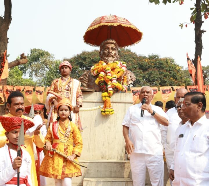 अश्वारूढ पुतळ्यासाठी सिडको व आमदारांच्या घरावर मोर्चा काढणार : रामशेठ ठाकूर
