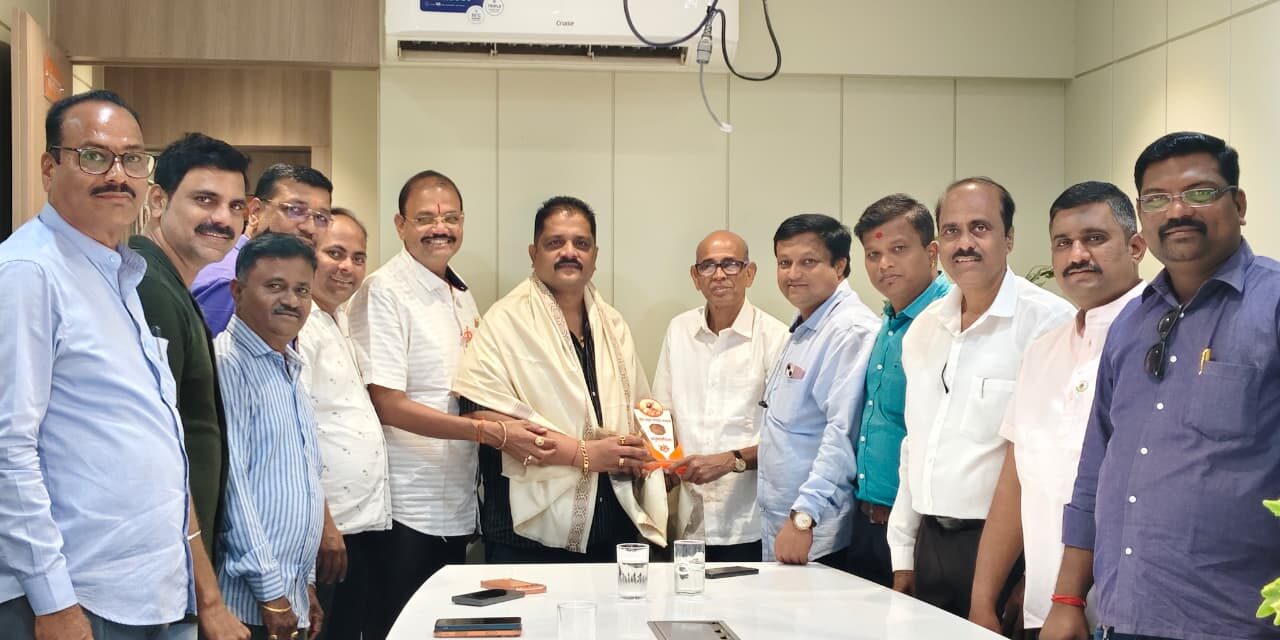 कर्तृत्ववान युवा उद्योजक शैलेशदादा कदम यांचा मराठा सेवा संघाकडून सन्मान