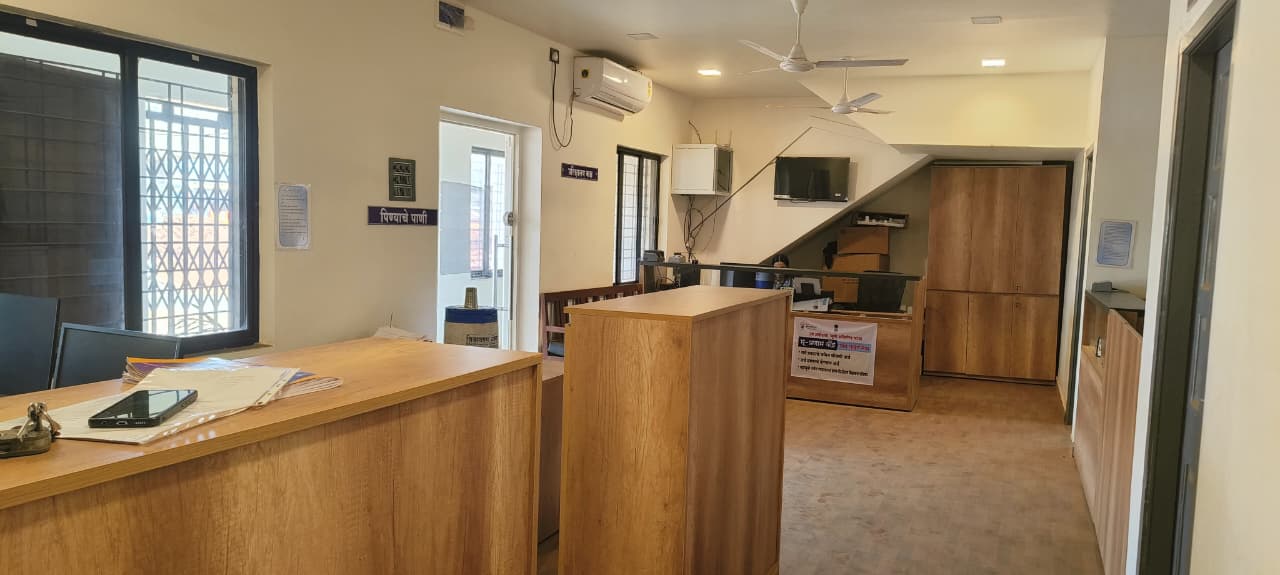 कर्मचाऱ्यांच्या कामबंद आंदोलनामुळे लांजा भूमी अभिलेख कार्यालयात शुकशुकाट