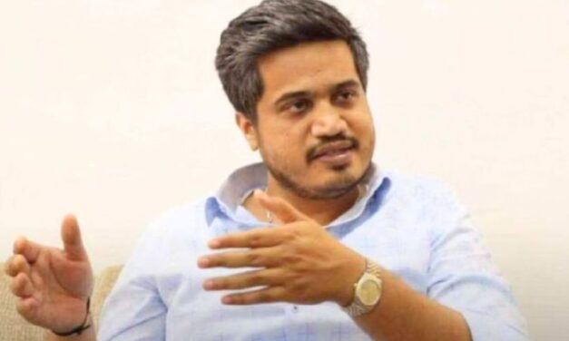 विमानात एवढं फ्यूएल घेऊन बारामतीच्या दिशेने जाण्याचं कारण काय? –   आमदार रोहित पवार यांचा सवाल