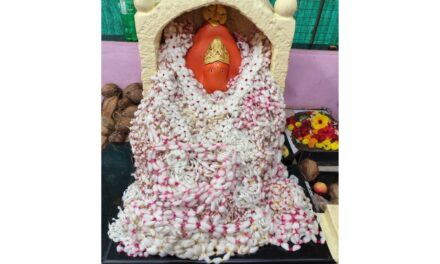 चिपळूणच्या मळ्यातील स्वयंभू गणेश मंदिरात कार्पास वस्त्र व्रताला उदंड प्रतिसाद..!