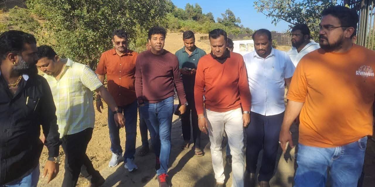 किल्ले रायगडच्या पायथ्याशी मनसेचा वर्धापनदिन होण्याची शक्यता-अविनाश जाधव आणि संदीप देशपांडे यांनी केली जागेची पहाणी