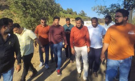 किल्ले रायगडच्या पायथ्याशी मनसेचा वर्धापनदिन होण्याची शक्यता-अविनाश जाधव आणि संदीप देशपांडे यांनी केली जागेची पहाणी