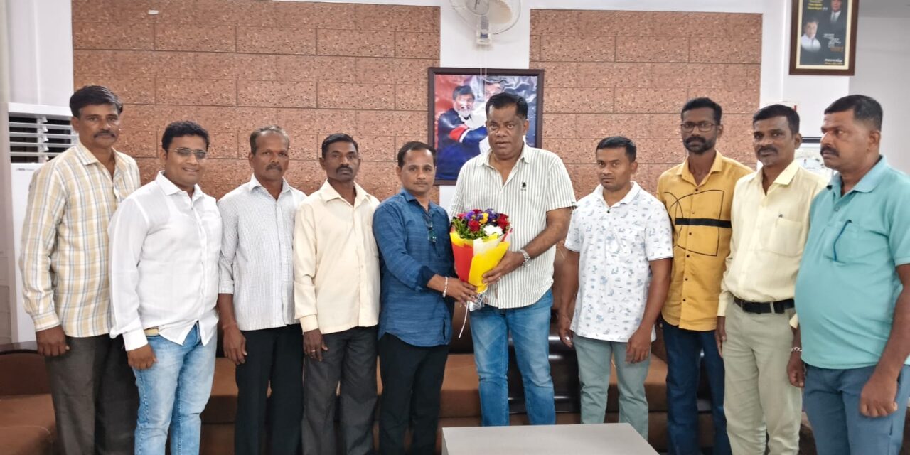 आमदार किरण सामंत यांच्या प्रयत्नातून तालुक्यातील असोडे गांगरकरगाव येथे रस्ता व एस. टी. ची सोय झाल्याबद्दल जनतेतून समाधान