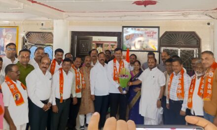 खेडच्या राजकारणात मोठी घडामोड; ॲड. आनंदराव भोसले यांचा शिवसेनेत जाहीर प्रवेश