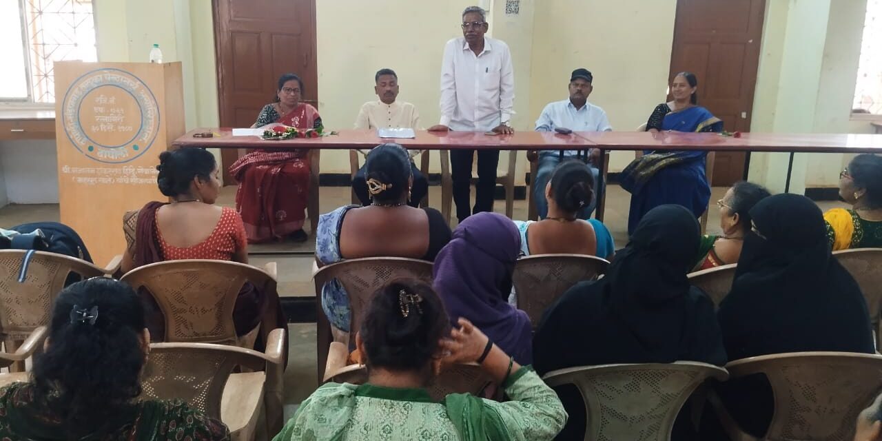 आर्थिक उन्नतीचा धागा पकडून महिलांनी उद्योजक बनावे बळीराज सेना जिल्हा अध्यक्ष पराग कांबळे यांचे दापोलीत प्रतिपादन