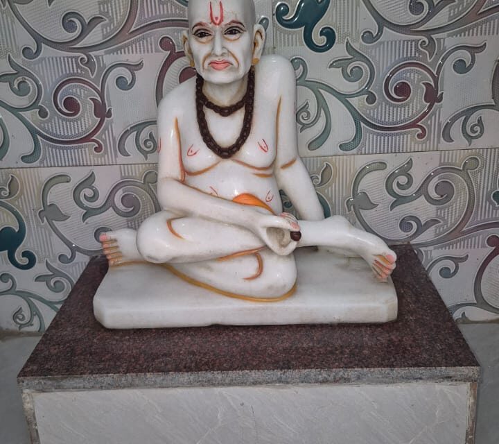 श्री स्वामी समर्थ वटवृक्ष मंदिर खेंड चौकी येथे प्रकट दिन सोहळा