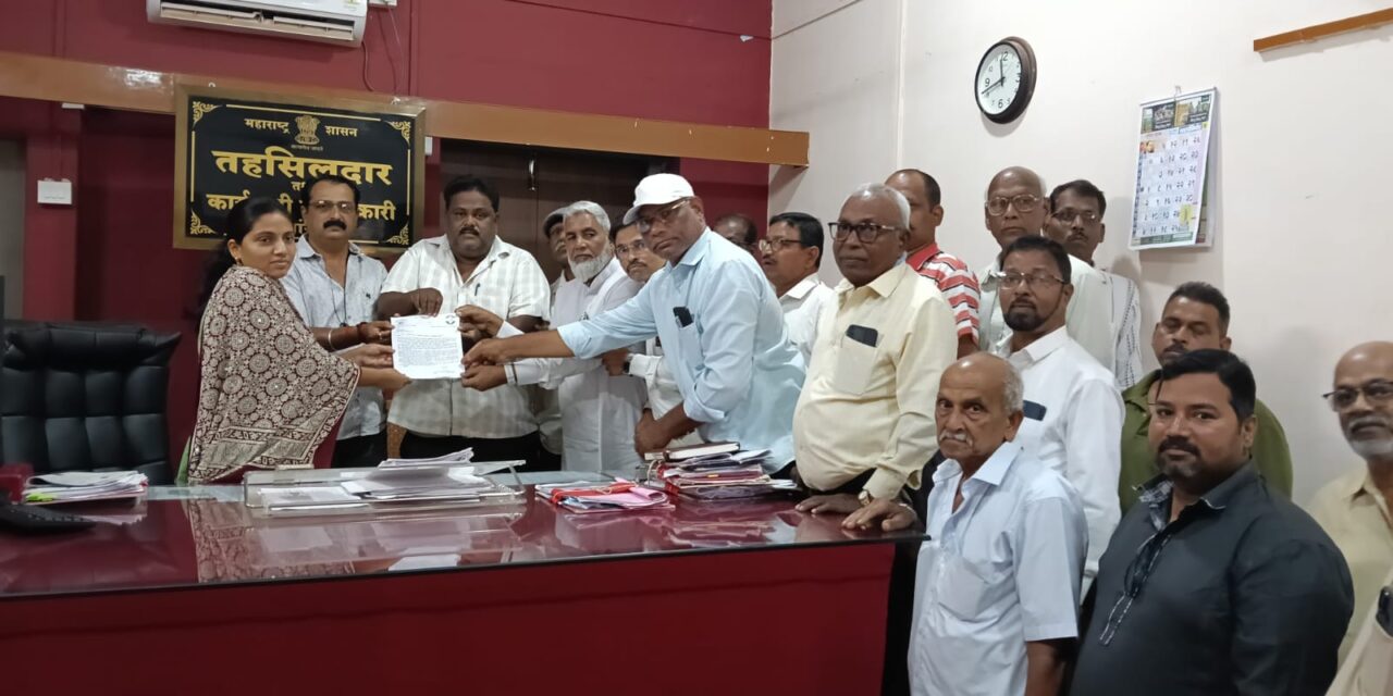 पेट्रोलियम पदार्थ आणि घरगुती गॅस सिलेंडरच्या दरवाढीमुळे जनता होरपळून निघाली काँग्रेस कमिटीच्या वतीने लांजा तहसीलदारांना निवेदन सादर करण्यात आले.