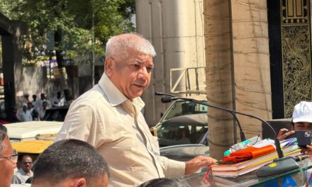 आम्ही फकीर, कोणाला घाबरणार नाही! : धमक्यांच्या मुद्द्यावर ॲड. प्रकाश आंबेडकरांचे सत्ताधाऱ्यांना उघड आव्हान