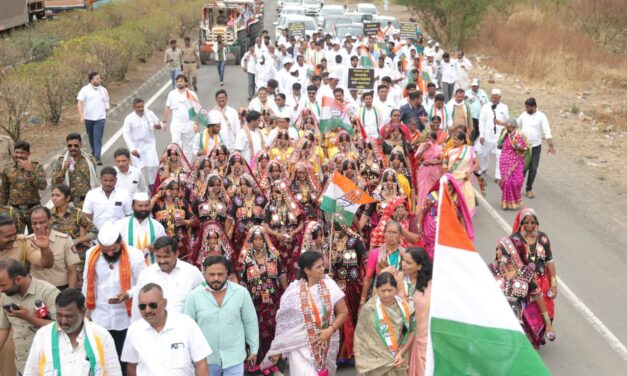 प्रदेशाध्यक्ष हर्षवर्धन सपकाळांच्या नेतृत्वाखालील सुरतगाव ते तुळजापूर ‘शेतकरी संघर्ष न्याय यात्रेला’ दांडगा प्रतिसाद.