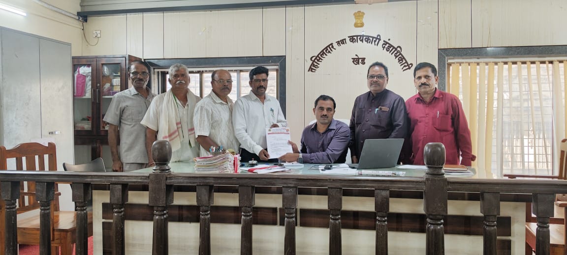 जादूटोणा विरोधी कायद्याची प्रभावी अंमलबजावणी करा – खेड रत्नागिरी अंनिसचे तहसीलदार व पोलीस प्रशासनाला निवेदन