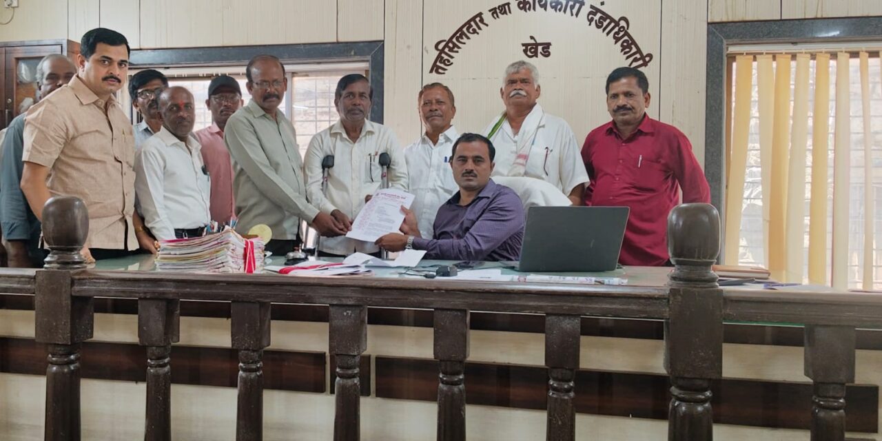 ओबीसींची गणना करा., खेडमध्ये ओबीसी संघटनांचे तहसीलदारांना निवेदन !