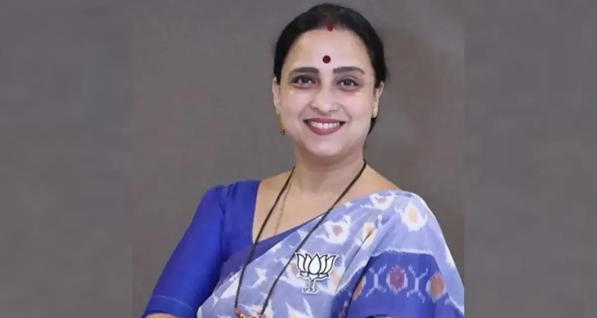 नारीशक्तीच्या आक्रोशाला “रुदाली” म्हणणं हा महिलांचा उघड अपमान आहे…पण रोहित पवार कडून वेगळी अपेक्षा तरी काय करणार?