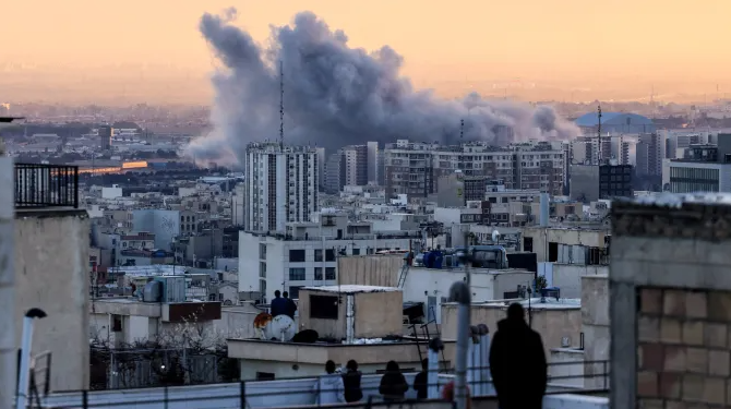 इराण-अमेरिका युद्ध.. अखेर दोन आठवड्यासाठी शस्त्रसंधी..!