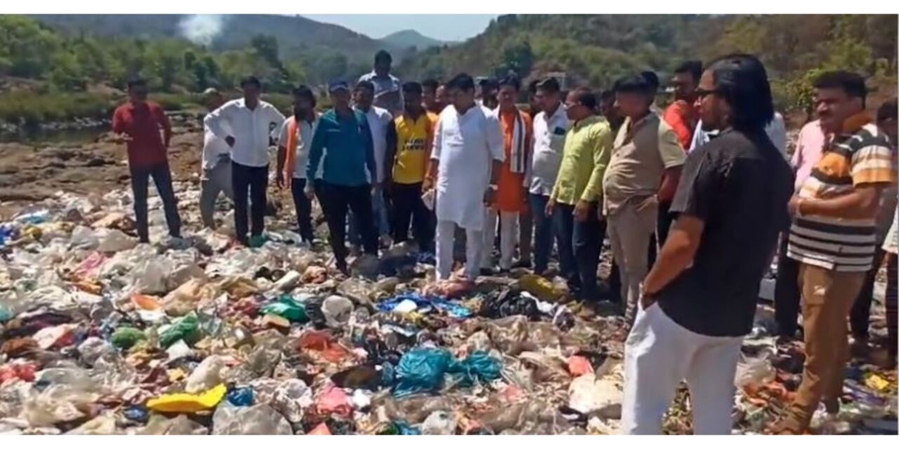 ‘आमची माती आमची माणसं’ संघटनेचे अभिनव आंदोलन सुरू