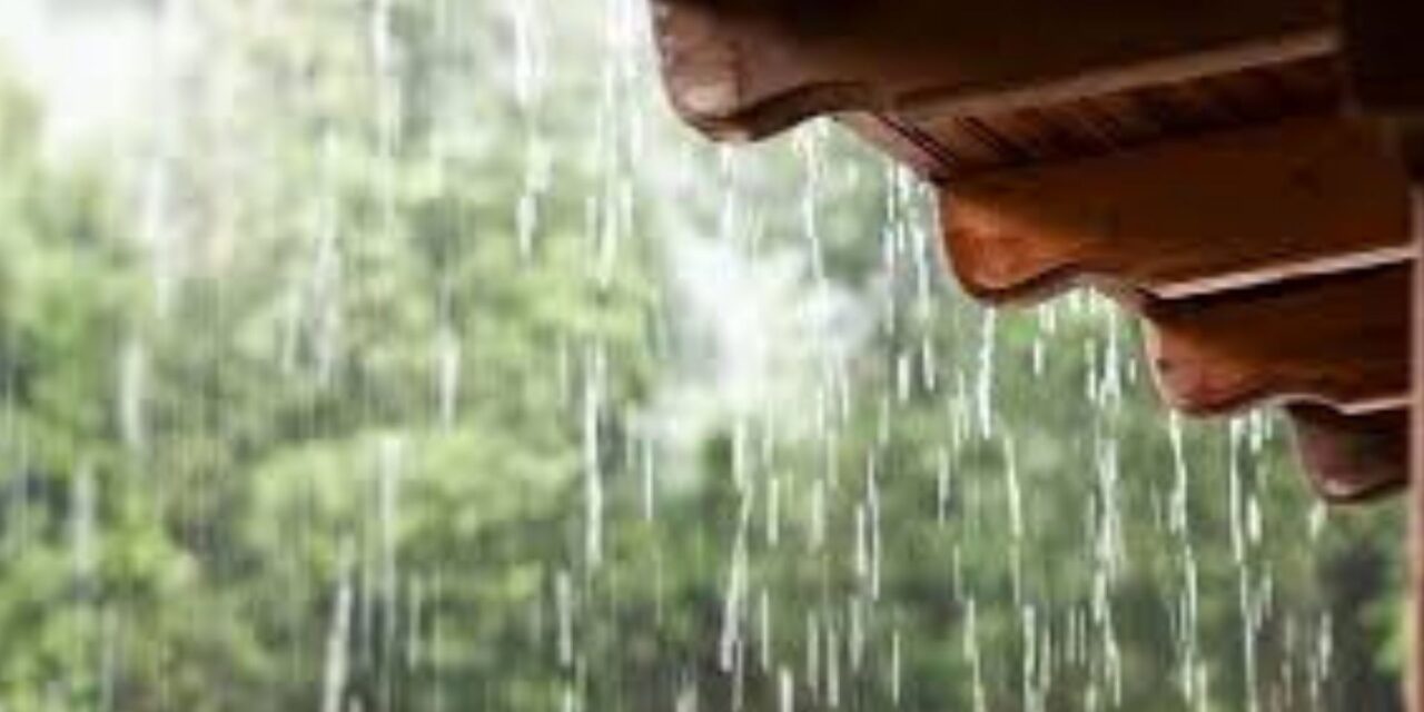 खेड तालुक्यात विजांच्या कडकडाटासह अवकाळी पाऊस; आंबा पिकाला फटका