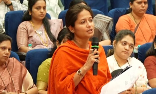 सार्वजनिक स्वच्छतागृहांमध्ये ‘सॅनिटरी नॅपकिन वेंडिंग मशीन’ बसवणे गरजेचे; सभागृहात सकारात्मक चर्चा