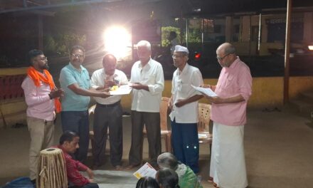 सुकीवलीतील औदुंबर श्रीदेवस्थान येथे भाविक भक्तांना आध्यात्मिक सेवा प्रमाणपपत्रांचे वितरण !