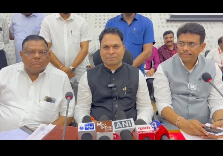 रायगड जिल्हा परिषद बैठकीत जोरदार खडाजंगी..!