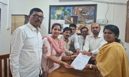 चिपळूण फॉरेस्ट विभागाच्या शासकीय भिंतीवर राजकीय पक्षचिन्ह रंगवले; काँग्रेस आक्रमक, केली कारवाईची मागणी