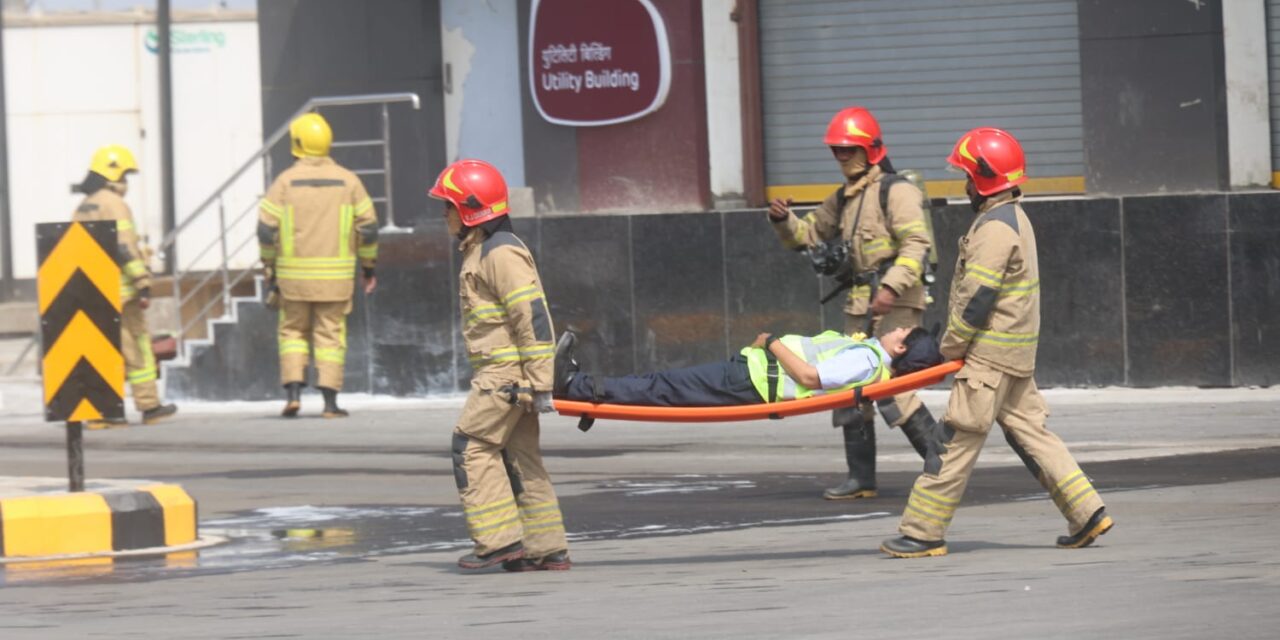 नवी मुंबई आंतरराष्ट्रीय विमानतळ परिसरात आपत्ती व्यवस्थापनाच्या दृष्टीने सज्जता वाढविण्यासाठी आपत्कालीन रंगीत तालीम