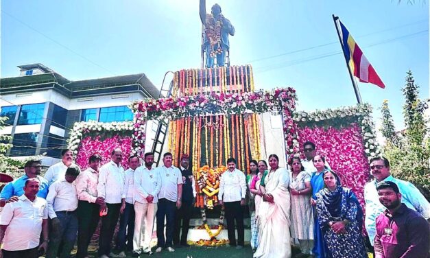 चिपळूणमध्ये भाजपातर्फे महामानवाला अभिवादन