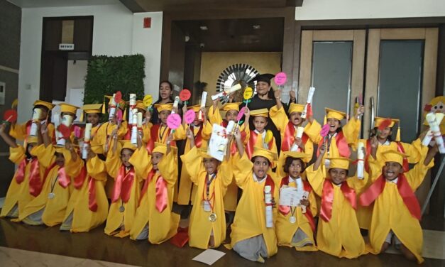 एसीबी प्लेस्कूलमध्ये दीक्षांत समारंभ सोहळा संपन्न