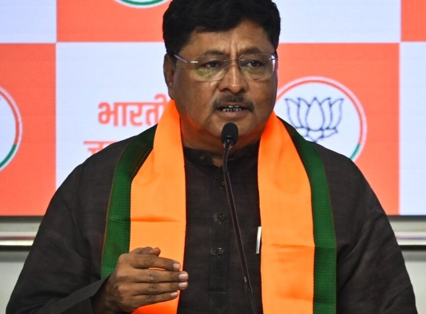 परतवाडा सेक्स रॅकेट तपासात राजकारण न आणता पीडित मुलींना न्याय देण्यासाठी प्रयत्न हवेत – शिवराय कुलकर्णी यांचे प्रतिपादन