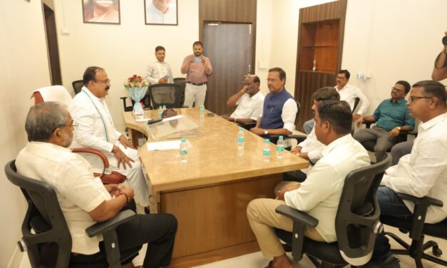 कोकणातील आंबा व काजू उत्पादक शेतकऱ्यांना भाजपा महायुती सरकारकडून वाटाण्याच्या अक्षता, शेतकऱ्यांना भरीव मदत द्या: हर्षवर्धन सपकाळ