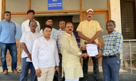 खेड महावितरण कार्यालयात संजय कदमांची धडक ., स्थानिकांना डावलल्याचा गंभीर आरोप !