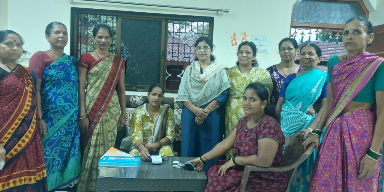 ज्येष्ठ नागरिक आणि महिलांना एसटी प्रवास सुलभ व्हावा याकरिता राष्ट्रवादीचे कॅम्प