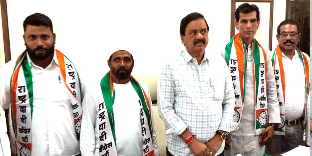 पोलादपूर तालुक्यातील शेकापक्ष कार्यकर्त्यांची खा. सुनील तटकरे यांच्याहस्ते राष्ट्रवादी काँग्रेस पक्षप्रवेशानंतर घरवापसी