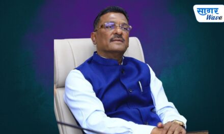 परिवहन मंत्री प्रताप सरनाईक यांनी राजीनामा द्यावा