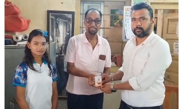 गुहागर आगारात स्मार्ट कार्डचे वितरण सुरु