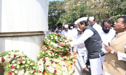 राष्ट्रवादी काँग्रेस प्रदेश कार्यालयात महाराष्ट्र दिन साजरा ;प्रदेशाध्यक्ष खासदार सुनिल तटकरे यांनी केले झेंडावंदन…