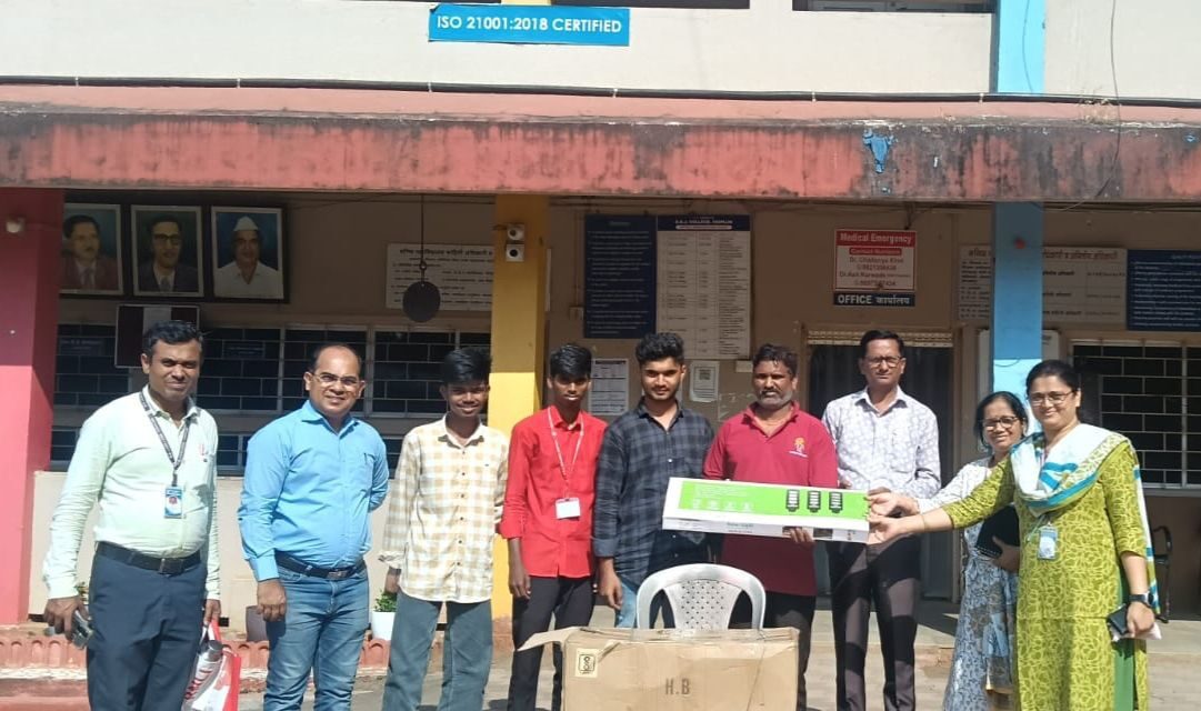 राष्ट्रीय सेवा योजनेचा उपक्रम – तोंडली-धनगरवाडी उजळली सौरदिव्यांनी