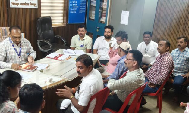 शिवसेना (उबाठा) चिपळूणचा नगरपरिषदेला पुन्हा इशारा; प्रलंबित नागरी प्रश्नांवर आक्रमक पाठपुरावा