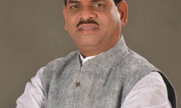 सदानंद चव्हाण यांना उमेदवारी देण्याची मागणी ; तालुका कार्यकारिणीत शिवसैनिकांचा ठराव