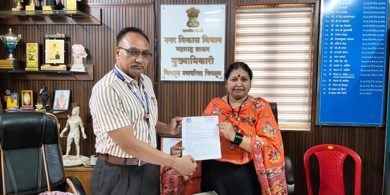 सीएनजीसाठी होणाऱ्या अवैध पार्किंगविरोधात अंजली कदम यांचे निवेदन