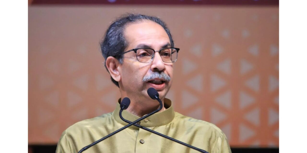 महाविकास आघाडीच्या बैठकीला ६० पैकी केवळ ३७ आमदारांची उपस्थिती ; आपण खरंच एकत्र आहोत का?’, उद्धव ठाकरेंची खंत!