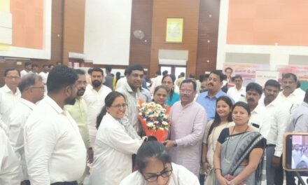 बाळासाहेबांच्या जन्मशताब्दी वर्षात शिवसेनेचा आरोग्यसेवेचा संकल्प; महाआरोग्य शिबिराला नागरिकांचा उत्स्फूर्त प्रतिसाद